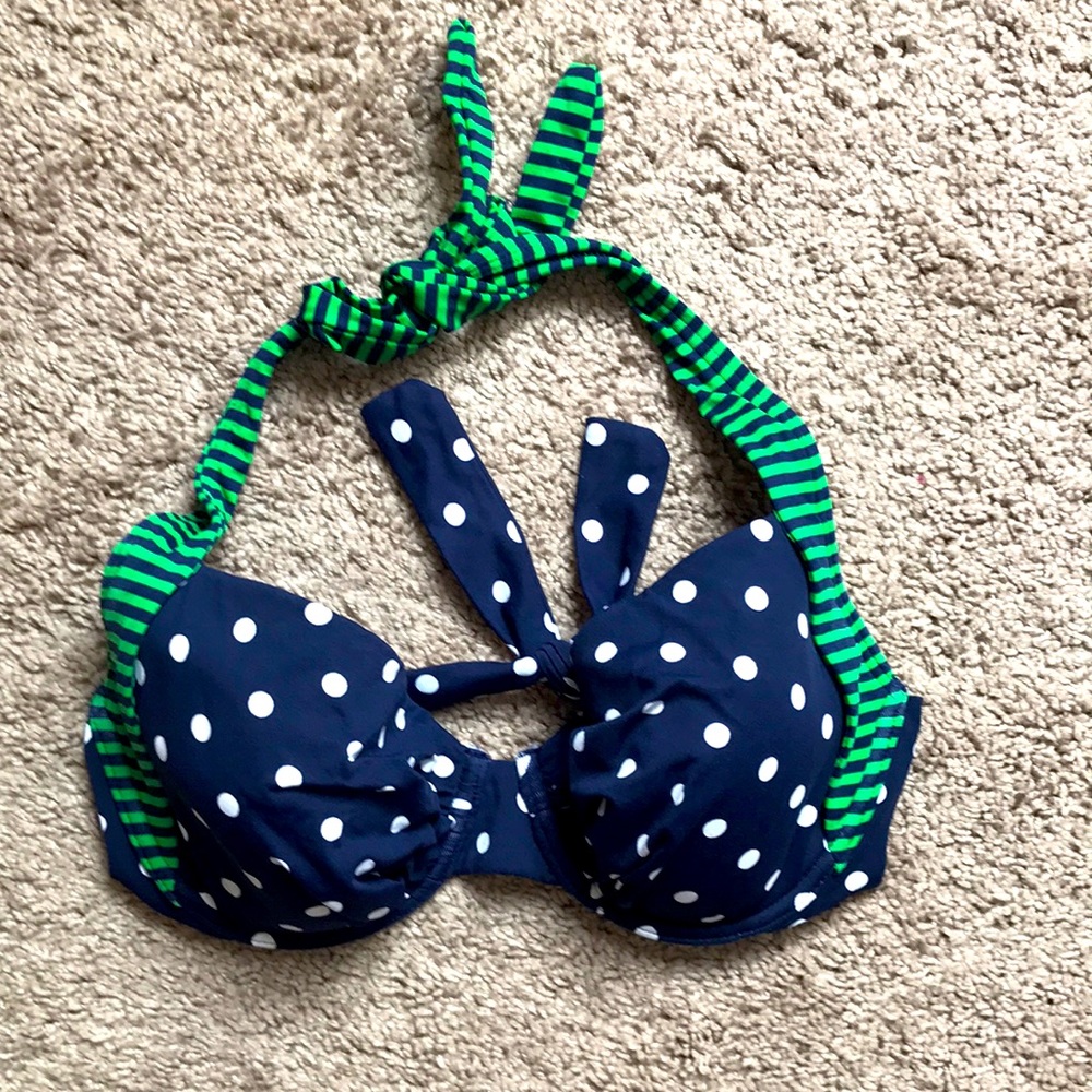 Tommy Bahama bikini top 🌞